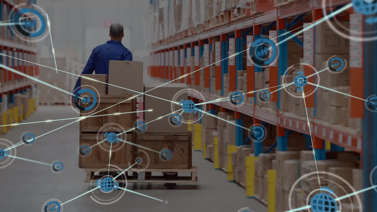animación de la red de conexiones sobre el hombre que trabaja en el almacén