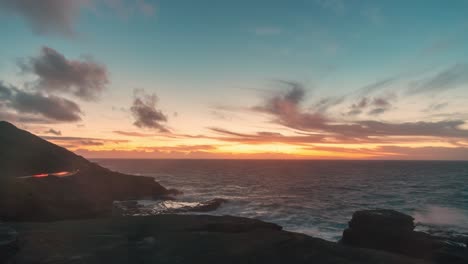 timelapse del amanecer en oahu hawaii con vistas a la costa