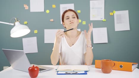 Confused woman thinks and can&#039;t figure it out.