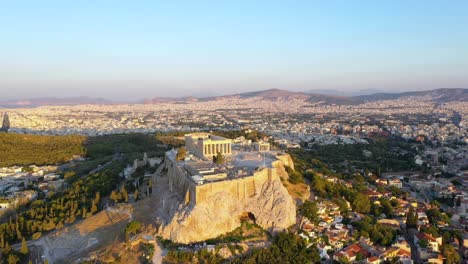 Acrópolis-Ciudad-De-Atenas-Partenón,-Símbolo-De-La-Antigua-Grecia,-Monte-Lycabettus,-Edificio-Del-Parlamento,-Edificios-Residenciales