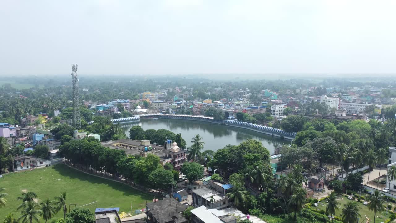 tarkeswar es uno de los lugares de peregrinación hindú