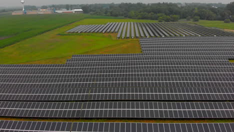 Drone-Aéreo-4k-Tiro-De-Paneles-Solares