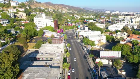 Antena-Sobre-Sunset-Blvd-Sunset-Strip-En-West-Hollywood,-Los-Ángeles,-California-2