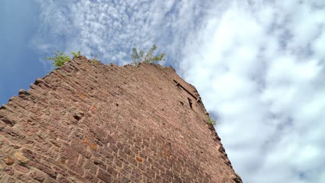 Zerstörter-Turm-Der-Drei-Burgen-Von-Eguisheim