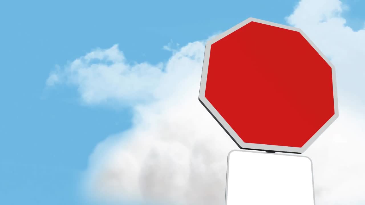 cartel en blanco con espacio de copia contra las nubes en el cielo azul