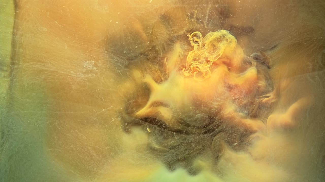 flujo de tinta fantasía explosión gas de color dorado