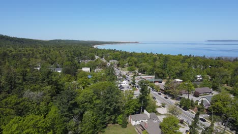 Downtown-Glen-Arbor-near-lake-Michigan,-aerial-drone-view