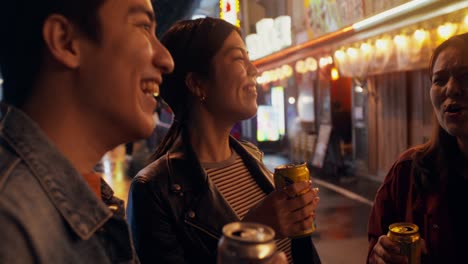 friends enjoying drinks at night
