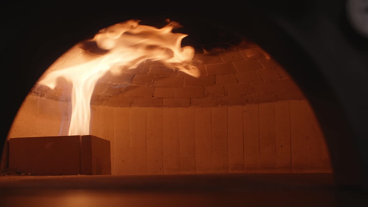 Hot Pizza Oven with Flames