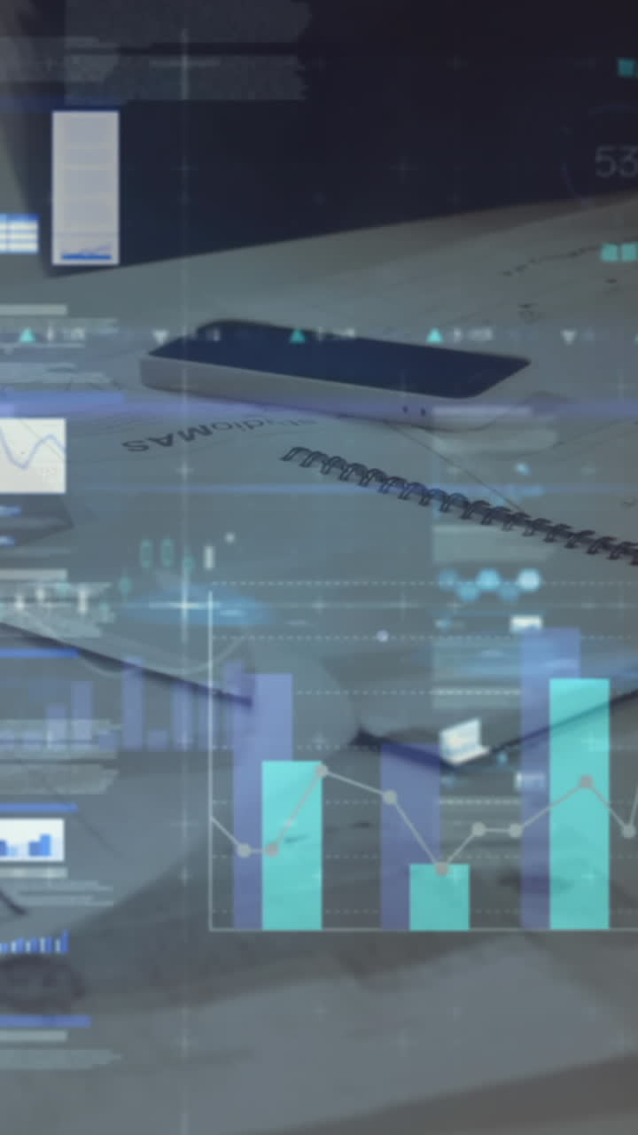 animazione delle statistiche e dell'elaborazione dei dati finanziari su uomini d'affari in riunione