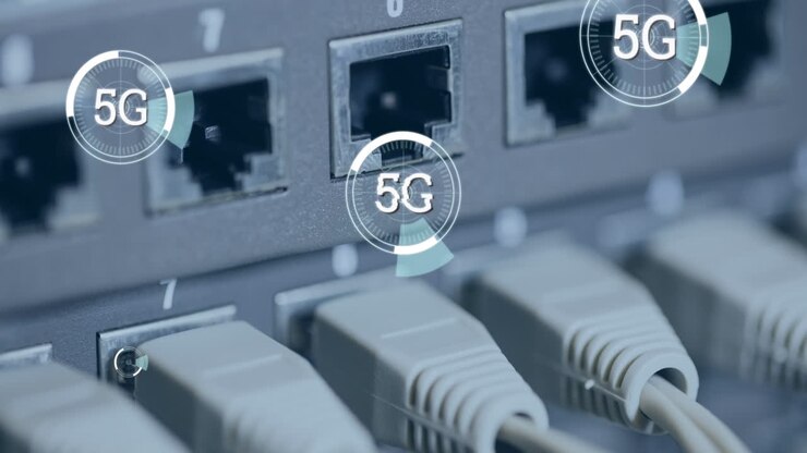 5G skrevet midt i futuristiske cirkler 4k