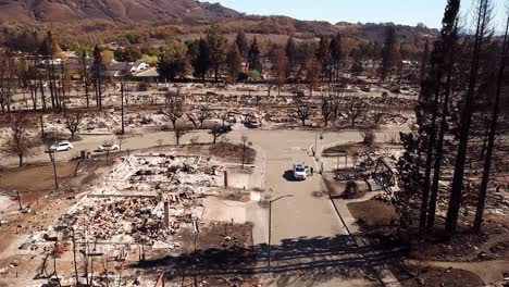 Impactante-Antena-De-La-Devastación-Del-Desastre-Del-Incendio-De-Santa-Rosa-Tubbs-En-2017-22