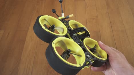 demo de echar un vistazo al fpv bumblebee cinewhoop