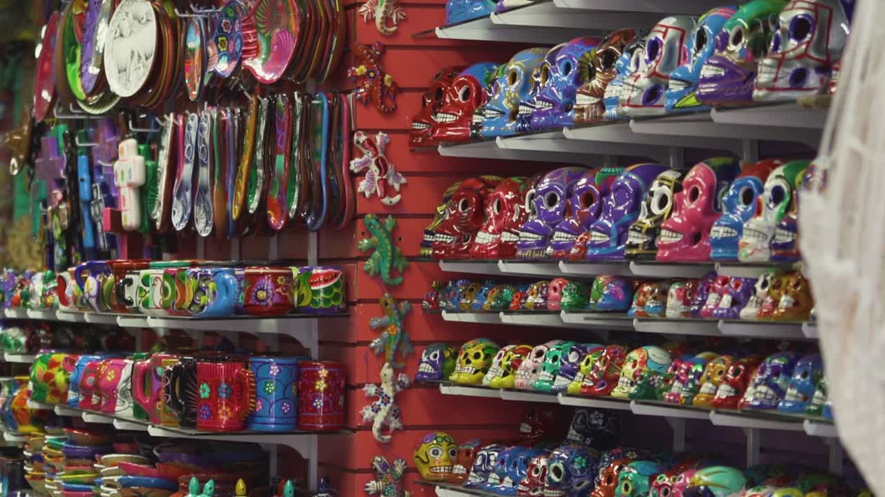 Handheld shot of Mexican handcrafts in a popular travel destination in Mexico at 120fps.