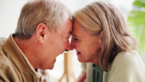 elderly couple kissing