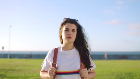 Portrait-of-confident-tourist