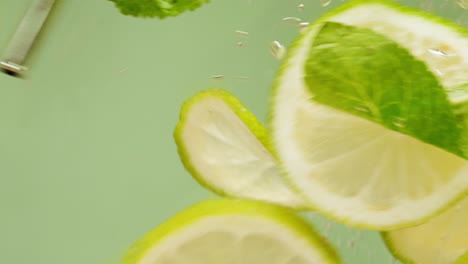 lime slices in water