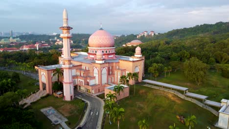 ums mosque or also known as pink mosque