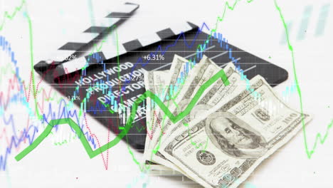 animación del procesamiento de datos financieros sobre billetes de dólares estadounidenses