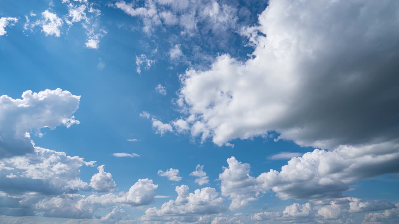 푸른 하늘, 색 구름, 부풀어오르는 은 하 구름, 어리 구름, 구름 풍경, 타임스, 여름 파란 하늘, 자연 날씨, 하 하늘, 백색 구름 배경, 구름 타임 스, 비디오 루프