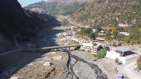 Parque-Harnoi-Zona-Muy-Popular-Para-Las-Familias-Paquistaníes-Que-Viven-Cerca-De-Abbottabad