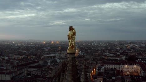 Madonna-and-child-statue-on-top-of-Pey-Berland-bell-tower-at-St