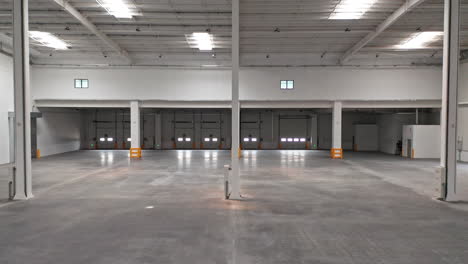 Aerial-Shot-of-Interior-of-Newly-Built-Empty-Distribution-Warehouse