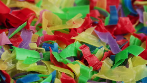 recycled plastic shreds