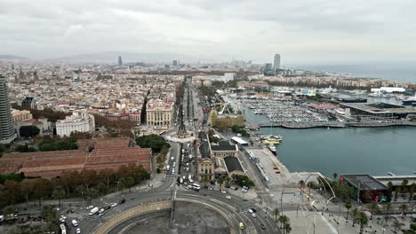 Drohnenflug-über-Die-Strände-Von-Barcelona,-Spanien