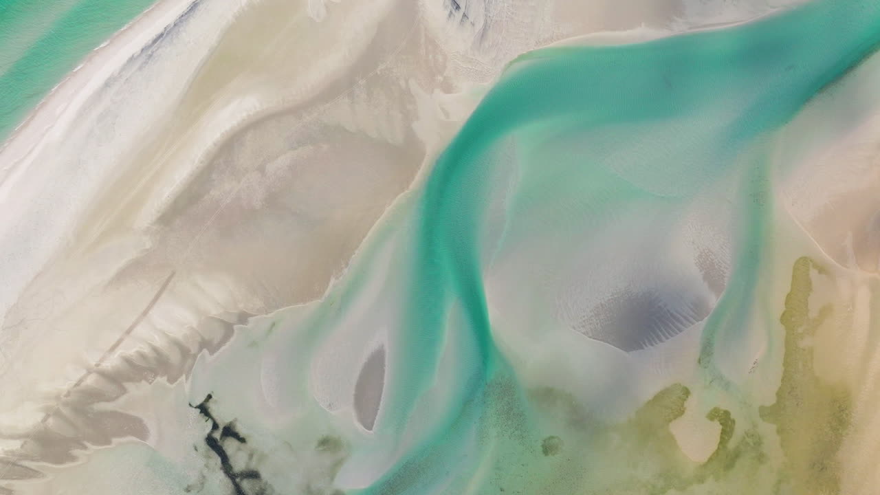 예멘 의 소코트라 섬 에 있는 데트와 호수 의 면 - 무인기 로 찍은 사진