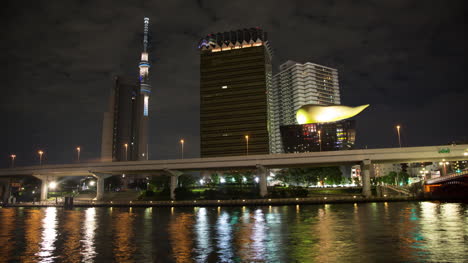 sky tree hyperlapse 00