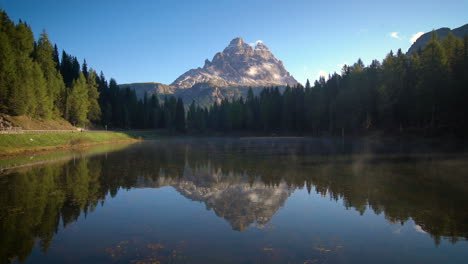 Montaña-Dolomitas---Tre-Cime-Di-Lavaredo-En-Italia