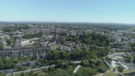 antena del hermoso horizonte de exeter, reino unido en un día soleado de verano