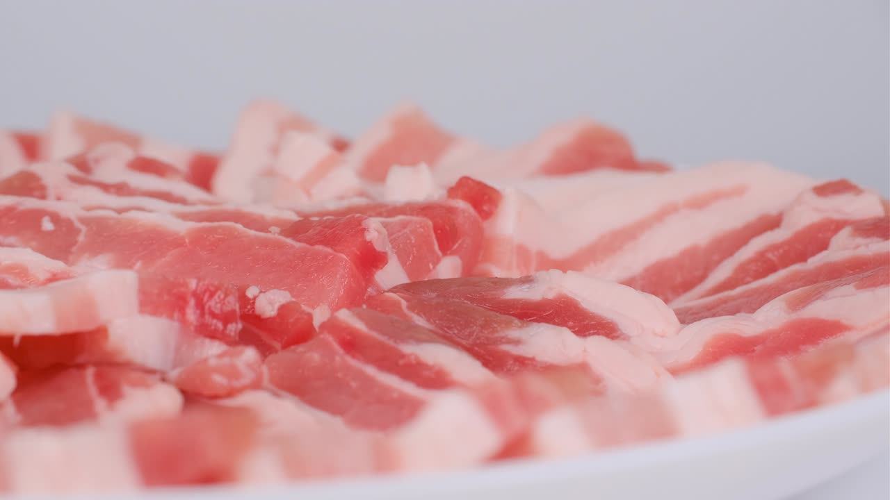 돼지고기 갈비 큰 접시 둥근, 비디오 클립