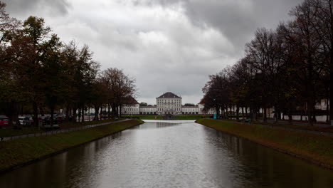 el palacio de nymphenburg en múnich y el parque