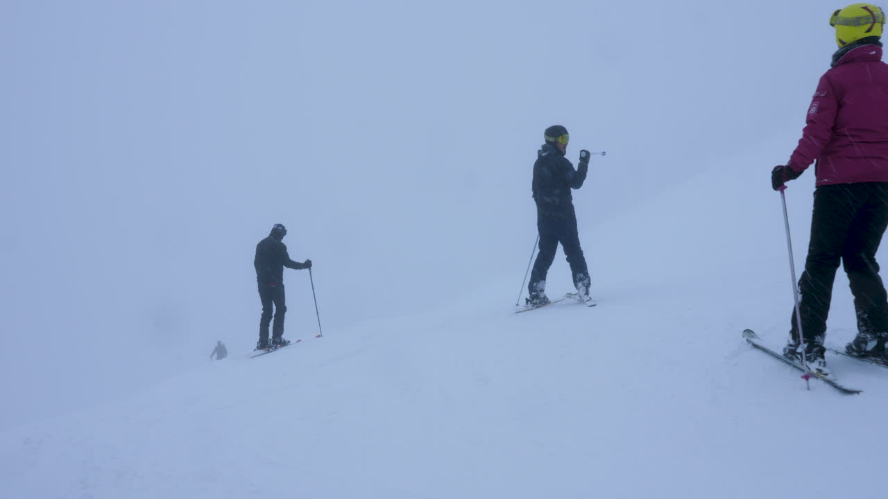 Skiing in foggy conditions