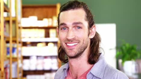 Portrait-of-man-shopping-for-groceries