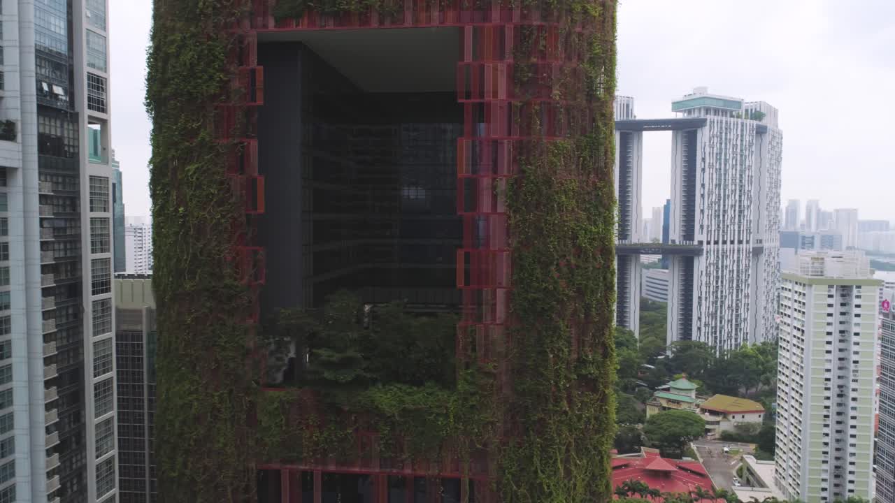 Vertical Garden Skyscraper in Singapore