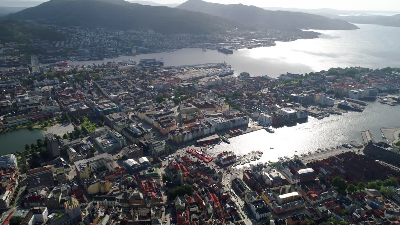 베르겐 (bergen) 은 노르웨이 서해안의 호르달랜드에 있는 도시이자 지방자치단체이다. 베르겐은 노르웨이에서 두 번째로 큰 도시이다.