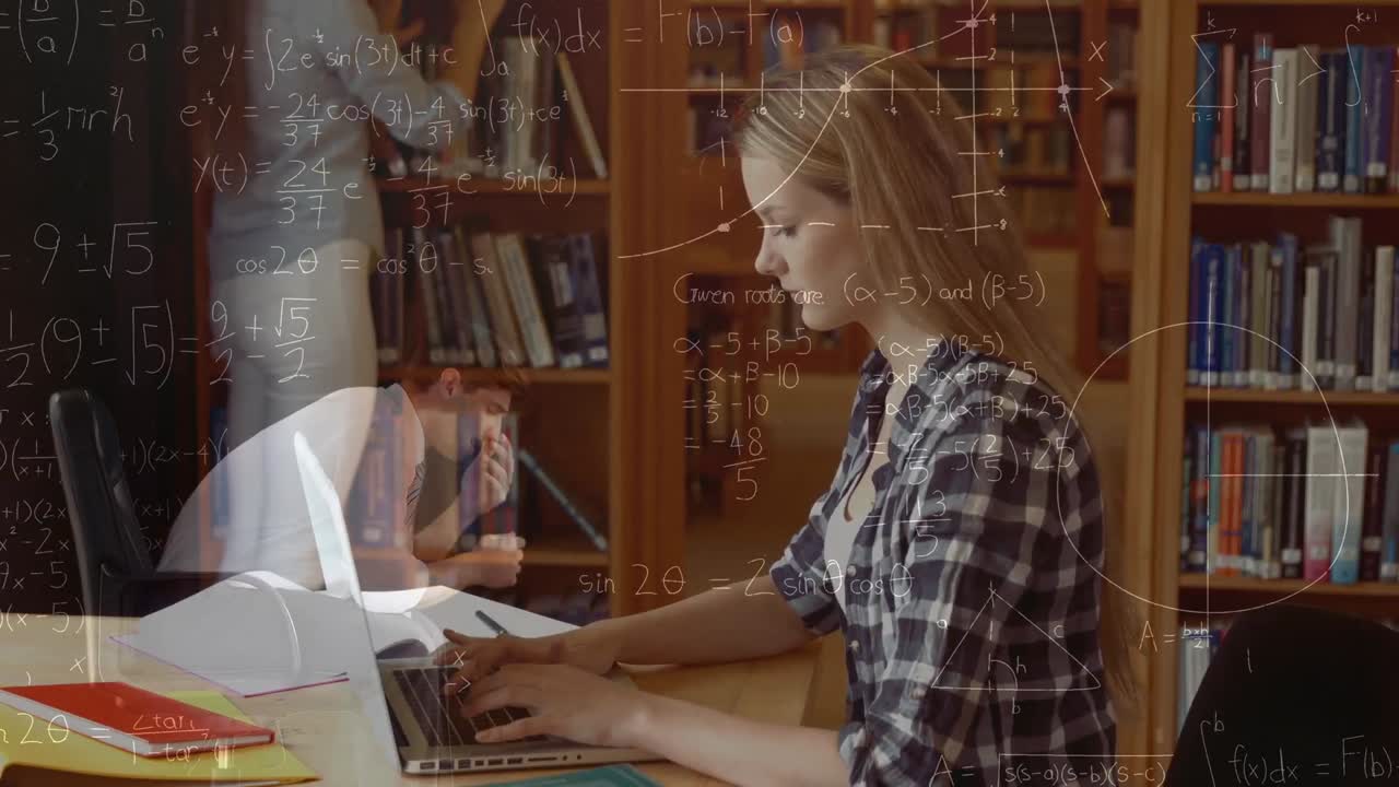 animación del procesamiento de datos sobre la mujer caucásica en la biblioteca