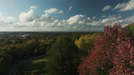 Autumn-Colors-Of-Nature-Forest-Near-Fayetteville,-Mount-Sequoyah,-Arkansas,-USA