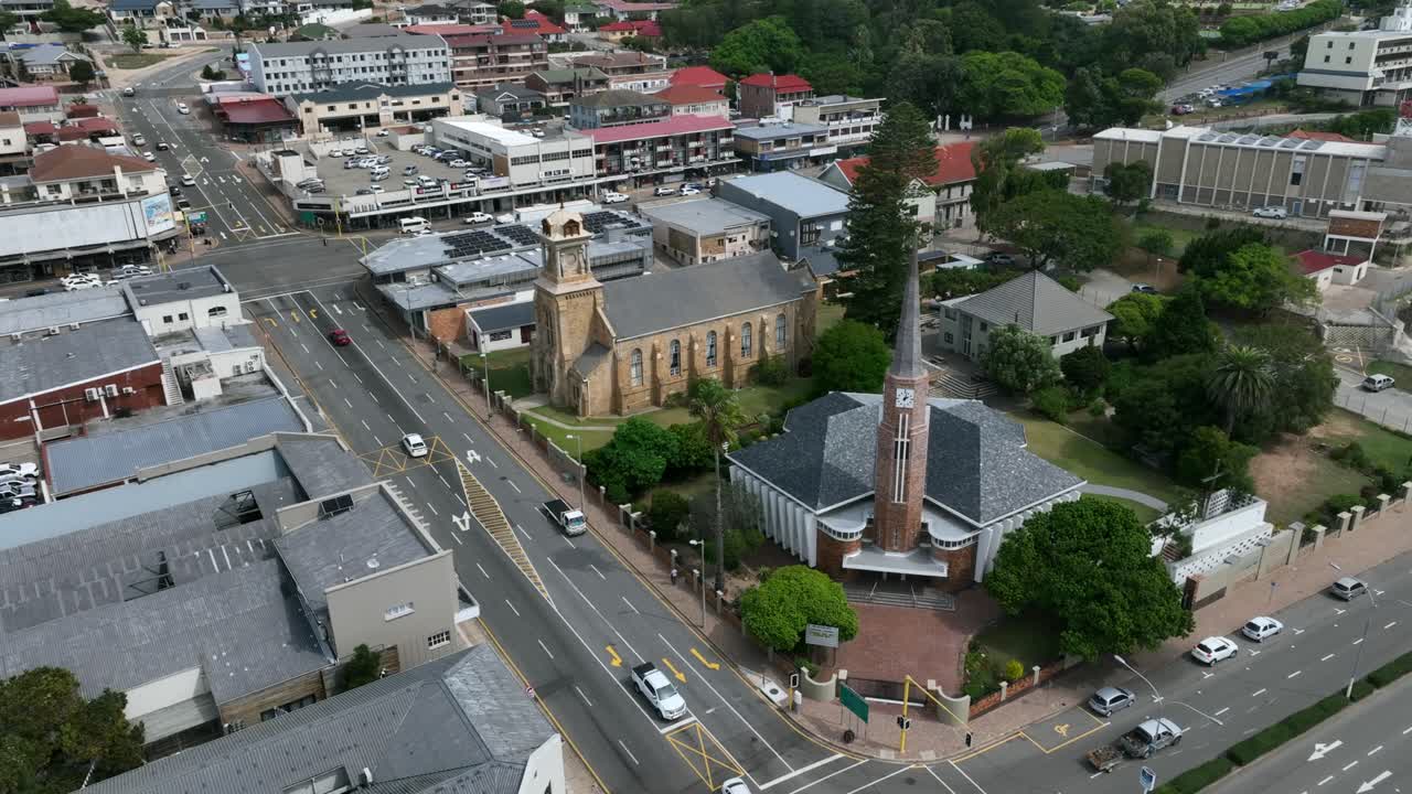 Veduta aerea della Chiesa Riformata Olandese (N.G.Moedergemeente Mosselbaai) a Mossel Bay, Sudafrica.