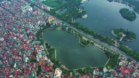 La-Ciudad-De-Hanoi-Te-Da-La-Bienvenida