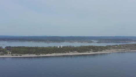 lighthouse in norway on the island jomfruland