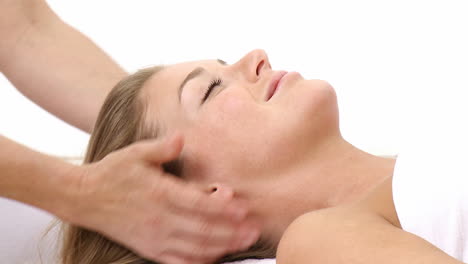 Woman-having-a-head-massage