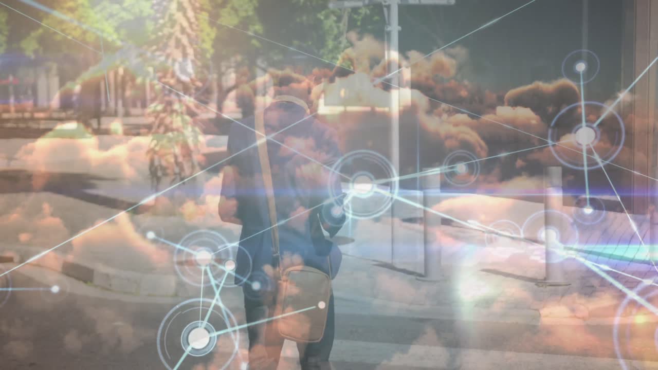 아프리카계 미국인 사업가가  ⁇ 고 있는 데이터 처리의 애니메이션