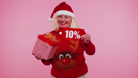 Großmutter-Im-Weihnachtspullover-Mit-Geschenkbox-Und-10-%-Rabatt-Aufschrift-Bannertext