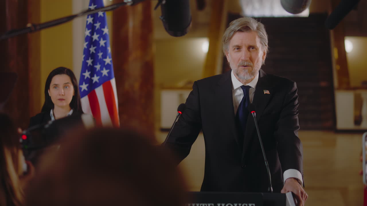 백악관에서 기자회견