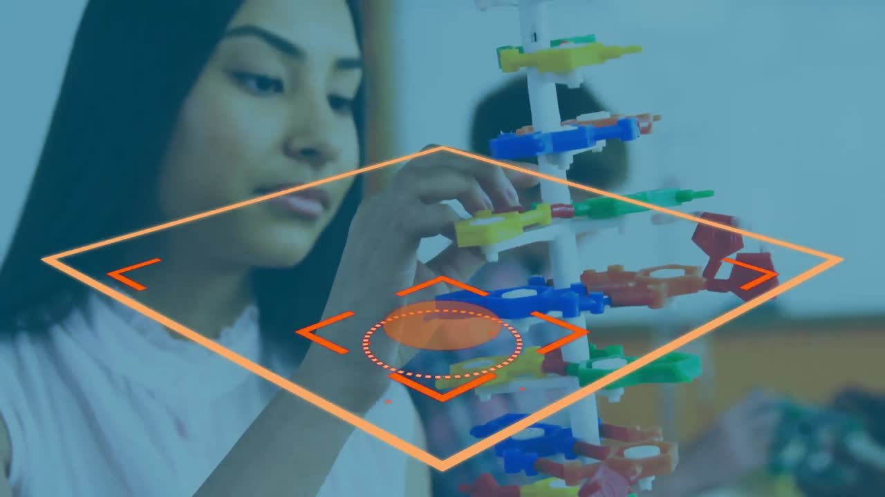 forma cuadrada abstracta contra una maestra tocando el modelo de estructura de adn en el laboratorio