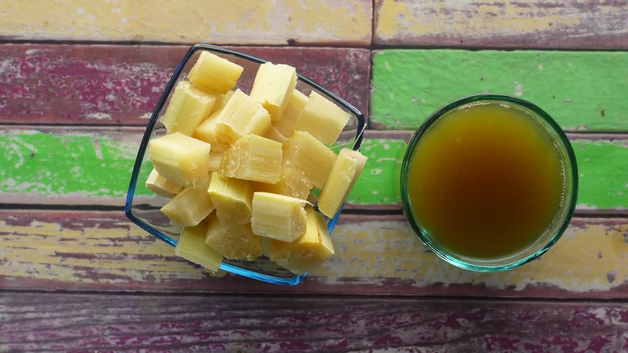 사탕수수 주스 및 큐브